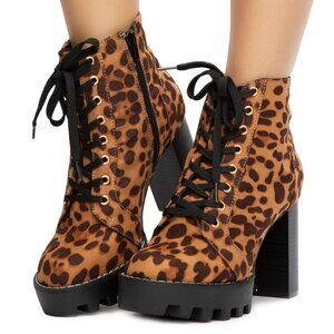 INTENSITY  LACE-UP CHUNKY BOOTIES